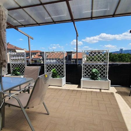 Tiziana Attico E Terrazzo Apartamento Turim Exterior foto