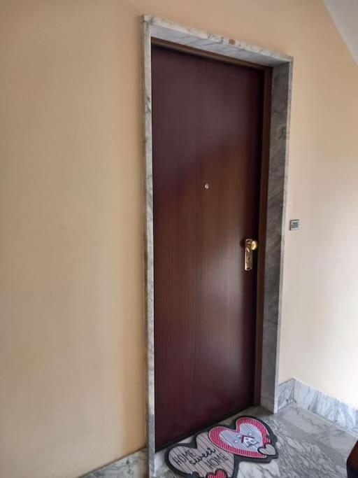 Tiziana Attico E Terrazzo Apartamento Turim Exterior foto